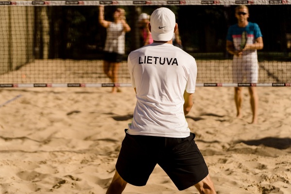Rekomendacijos dėl dalyvavimo varžybose su Rusijos ir Baltarusijos sportininkais